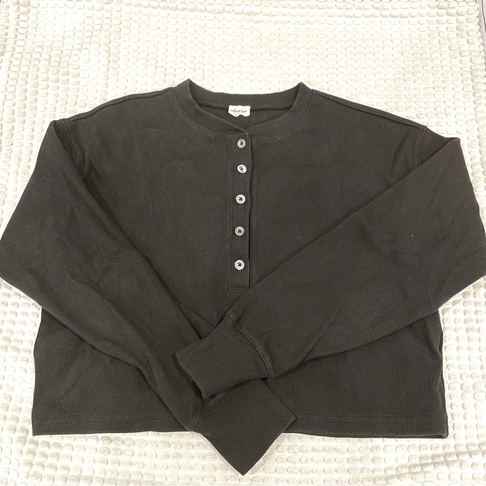 LIKE NEW Aritzia Wilfred Free Thermal Long Sleeve Top Bundle - Picture 3 of 4